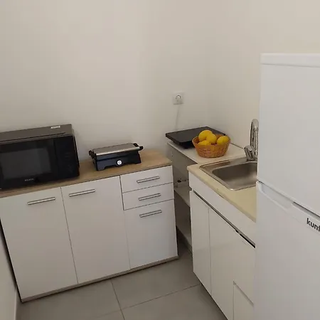 דירה Cozy בורגאו